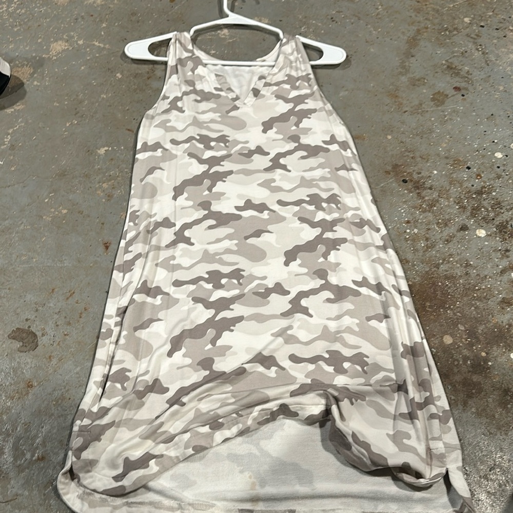 Women’s Tart White and Gray Camo Dress.